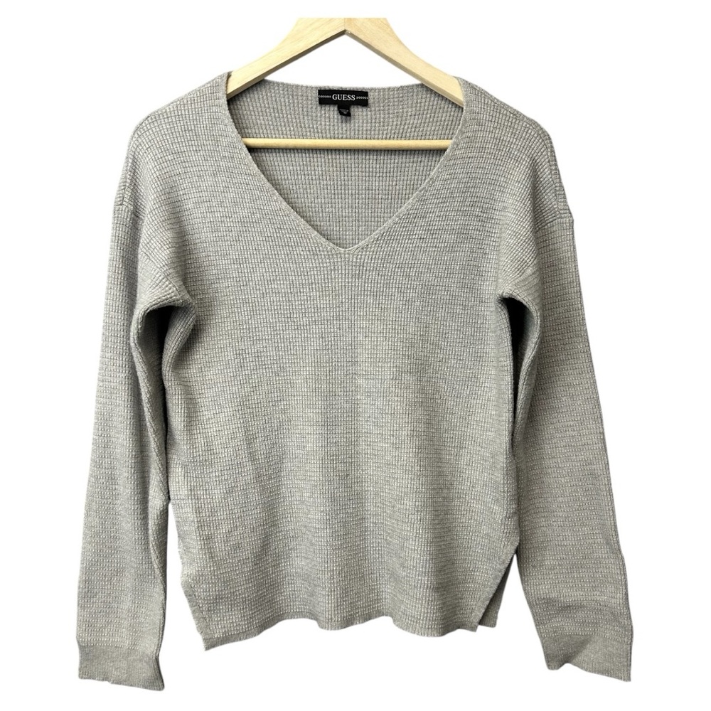 Guess Long Sleeve V Neck Waffle Sweater Size Medium